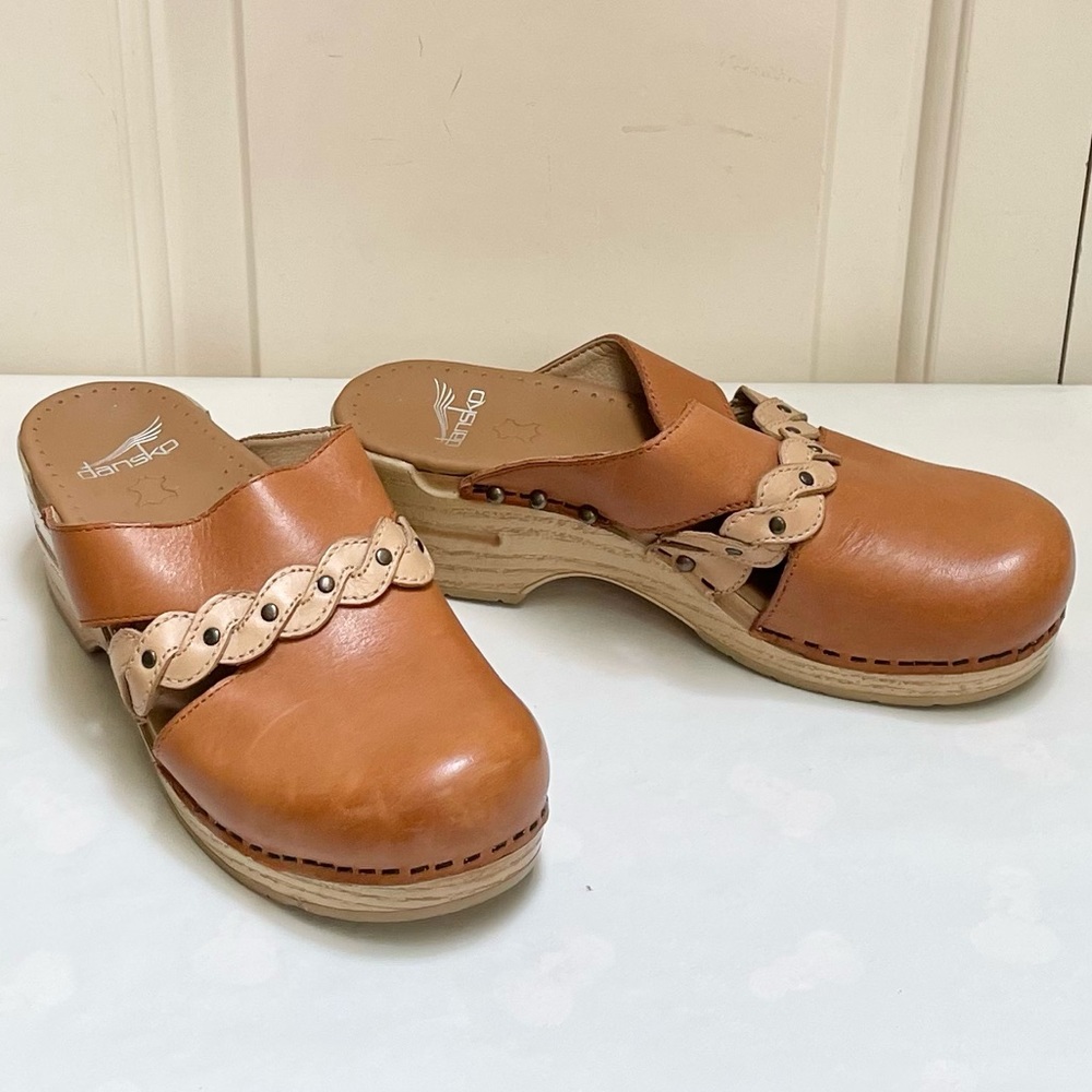 Dansko Sherise braided slip on clogs - Picture 4 of 11